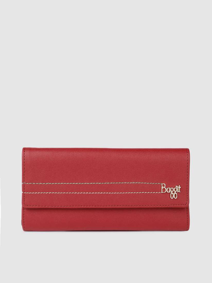 Baggit red wallet top