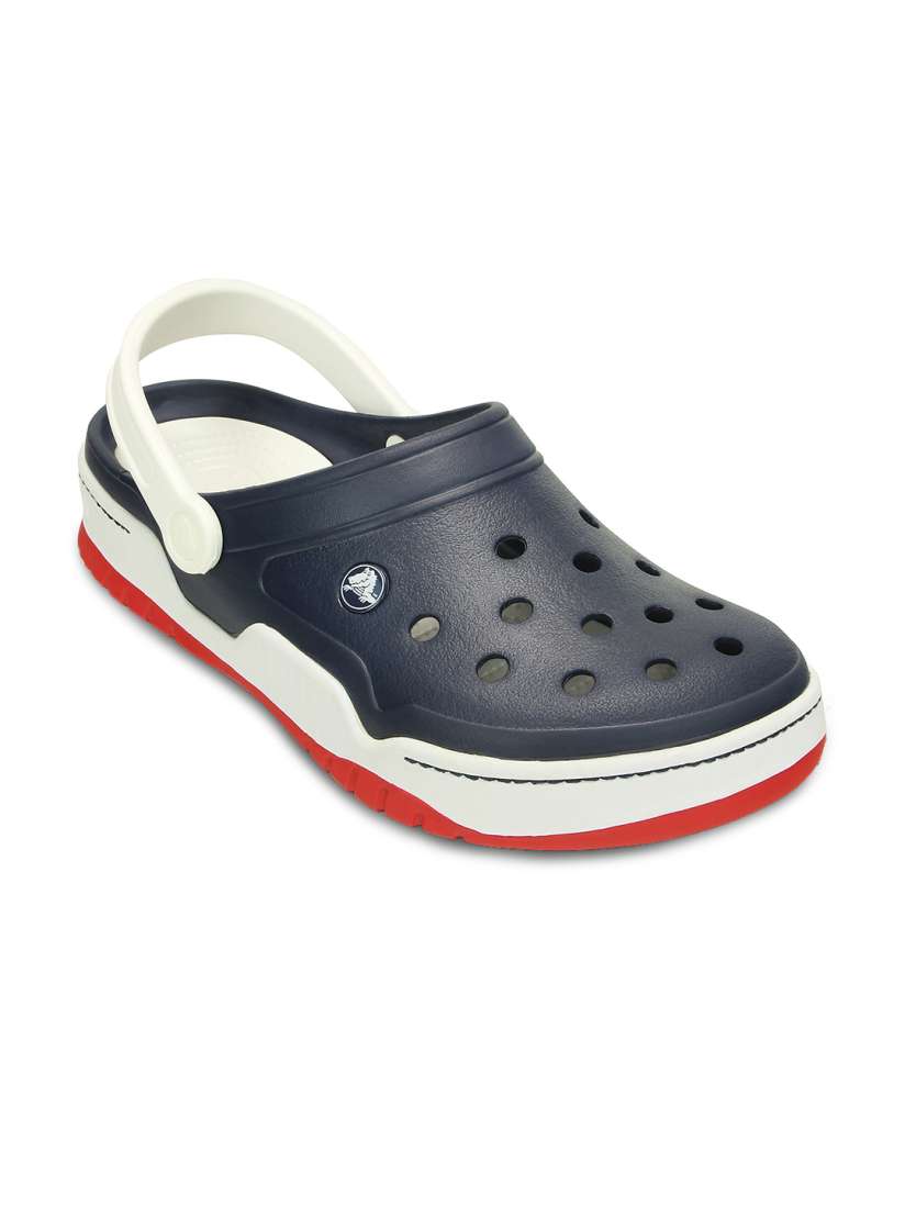 Crocs front court store