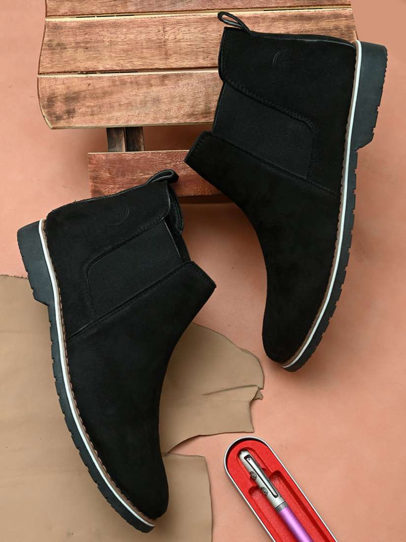 Myntra chelsea boots outlet