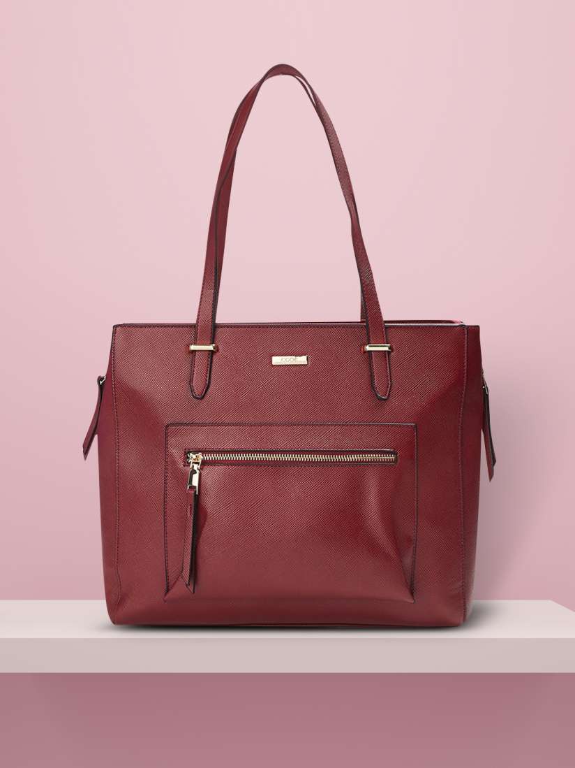Code handbags myntra 2025