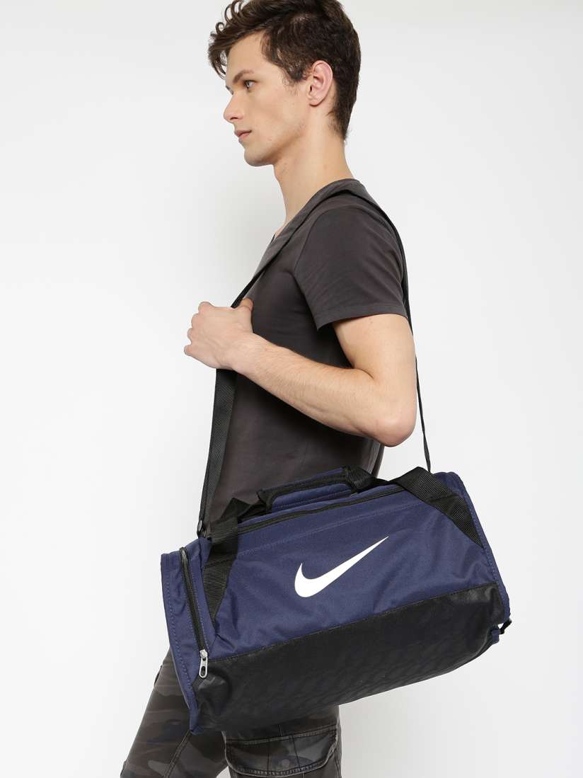 Nike unisex brasilia 6 duffel bag online