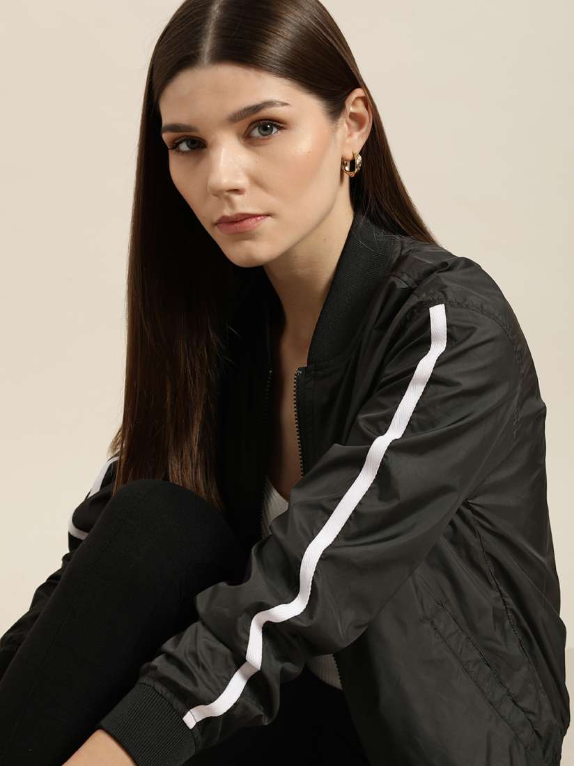 Black jacket myntra on sale
