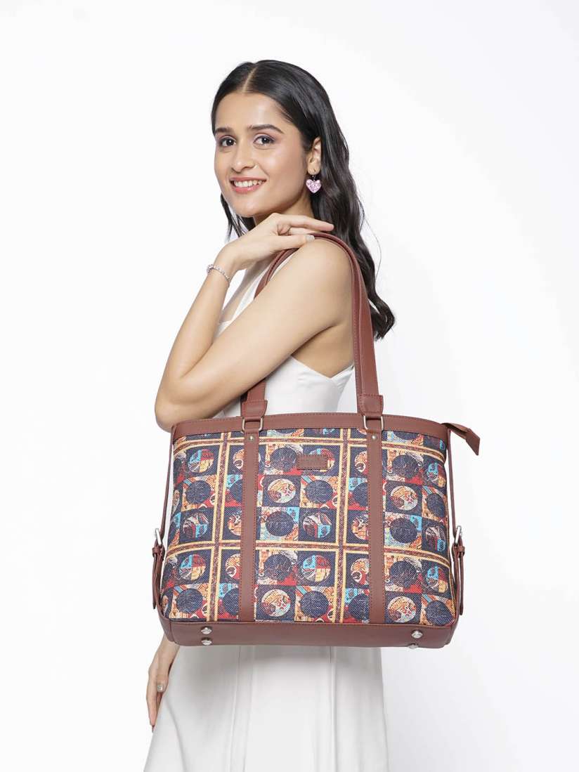 Printed leather handbags 2025