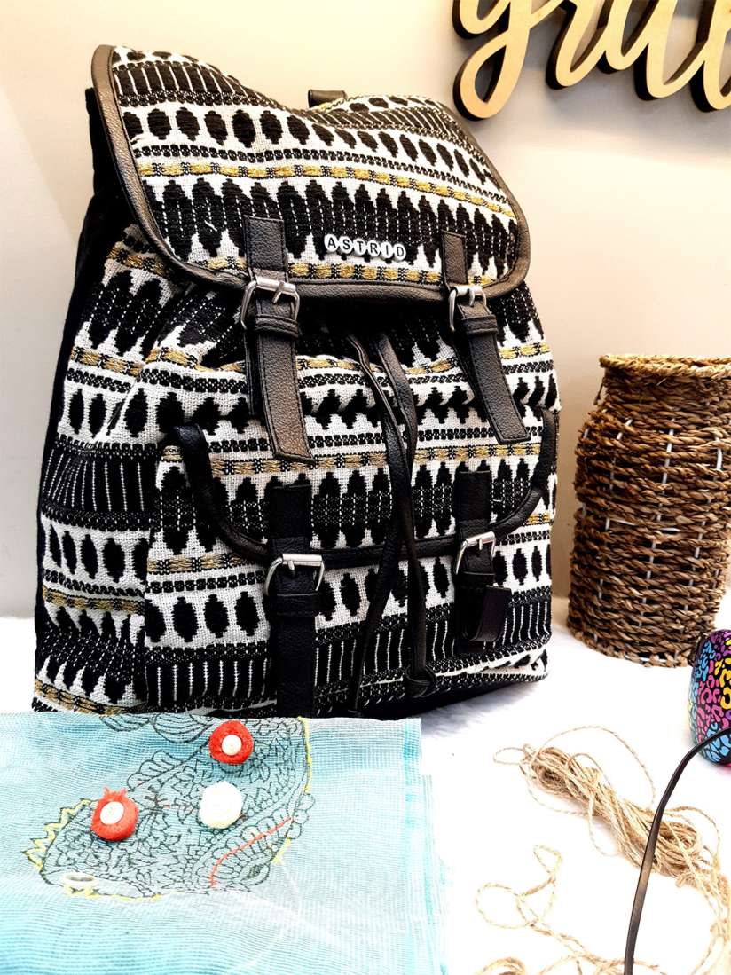 Myntra bags for girls deals