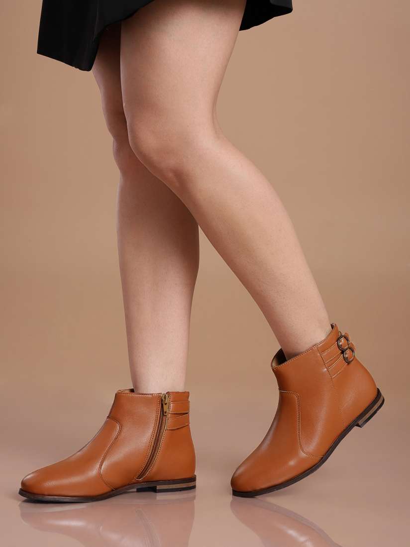 Buy DressBerry Women Tan Brown Flat Boots Boots for Women 14502458 Myntra