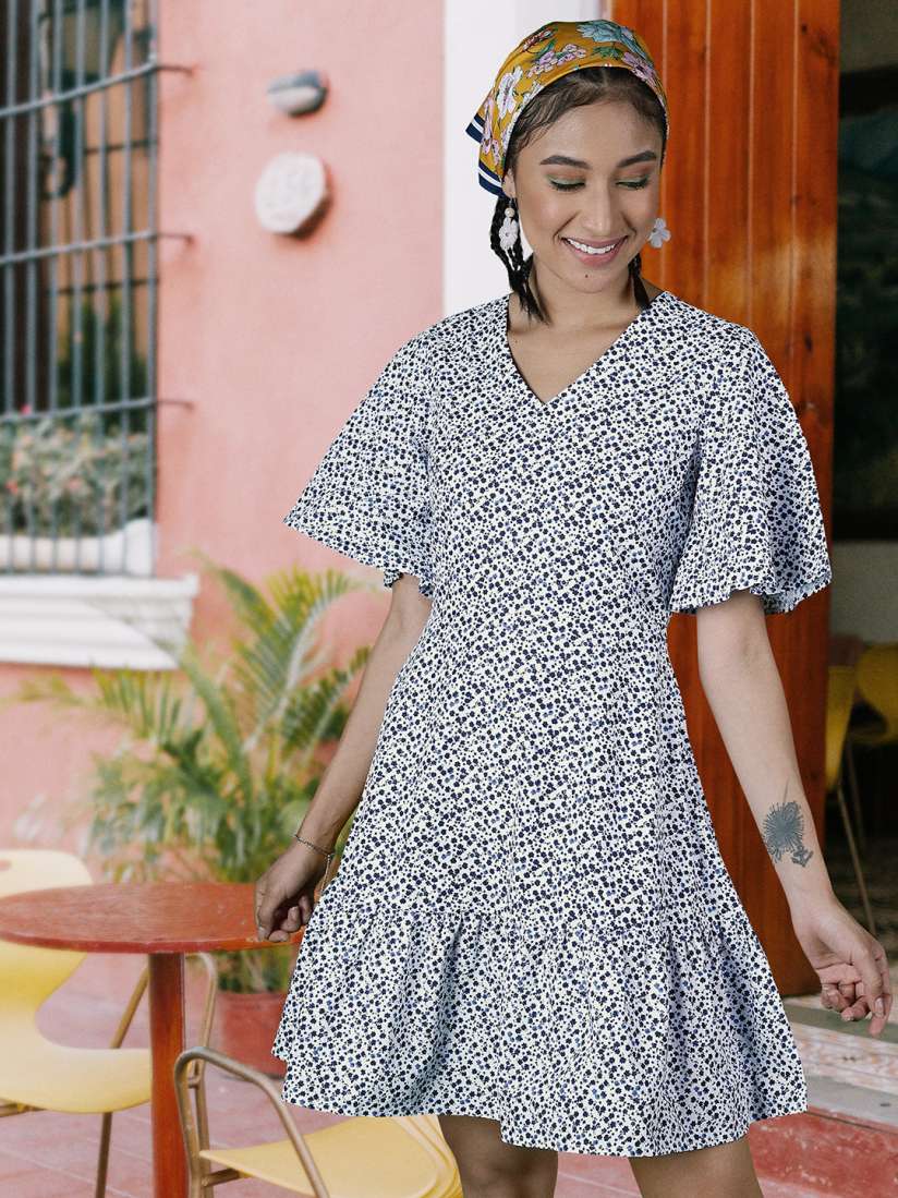 Peplum dress myntra discount