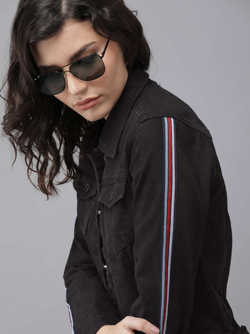 Jacket for women in myntra discount