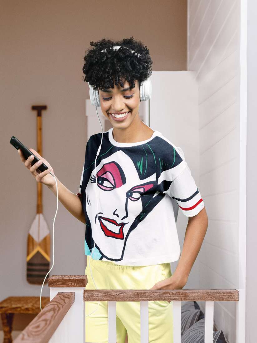 Disney crop top forever 21 outlet