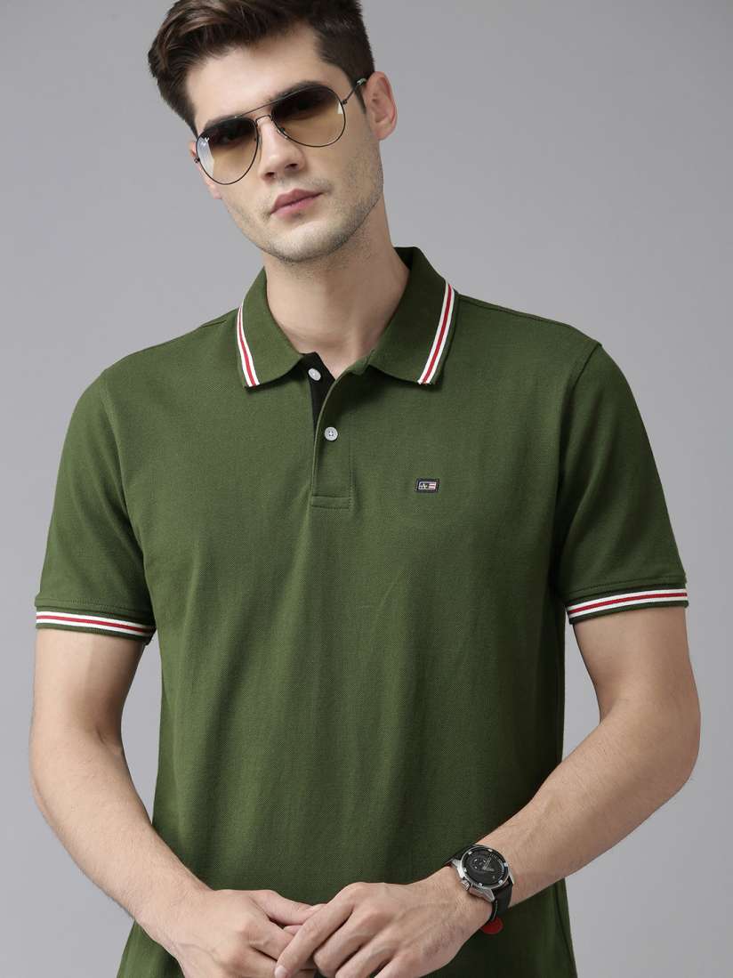 T shirt arrow clearance