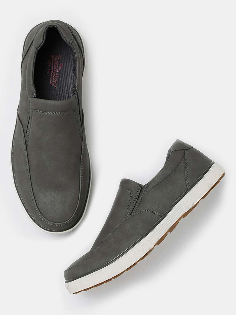 Roadster shoes myntra outlet