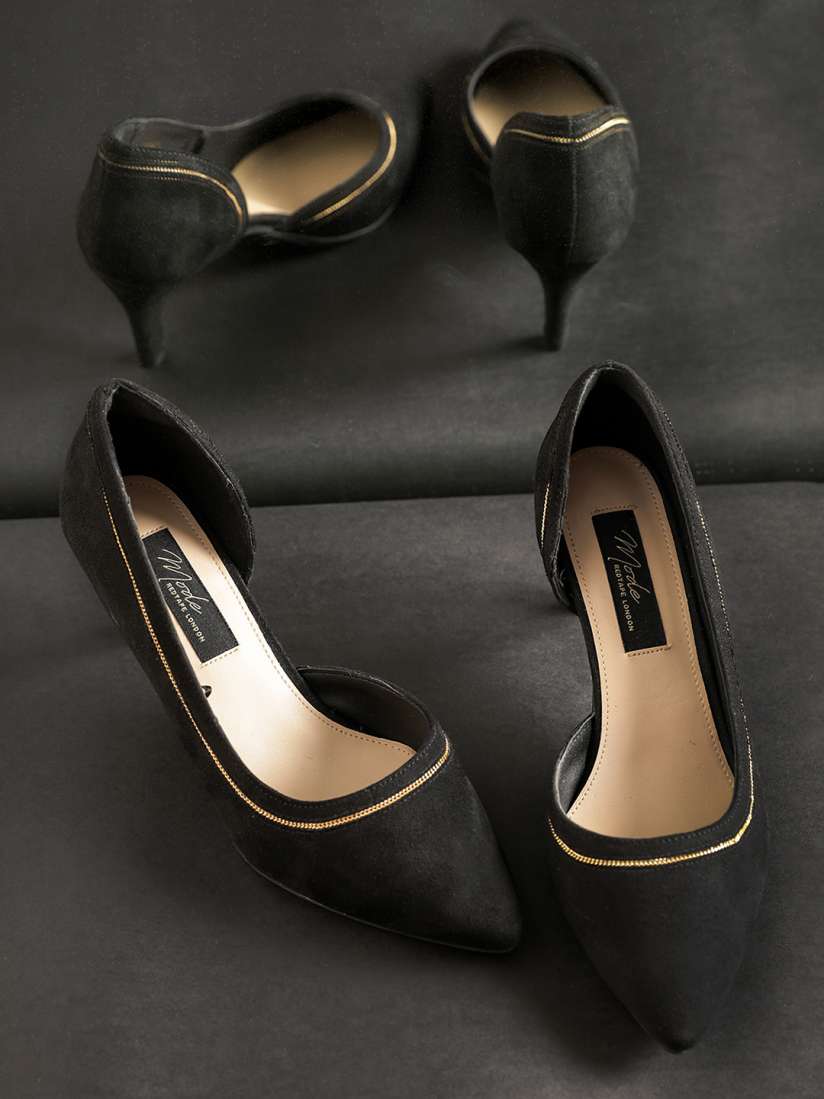 Mode by red tape heels store