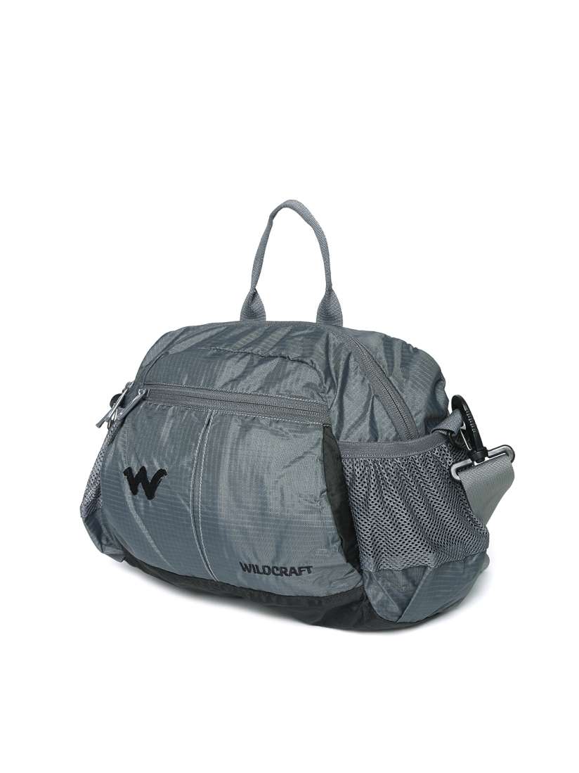 Wildcraft travel bags outlet