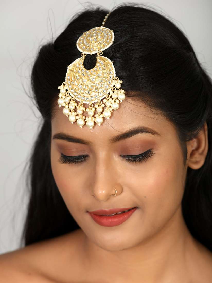 Maang tikka fashion online