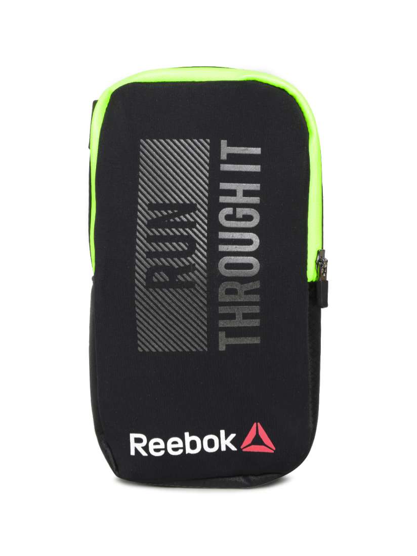 Reebok one series running handheld solution water bottle holder black top