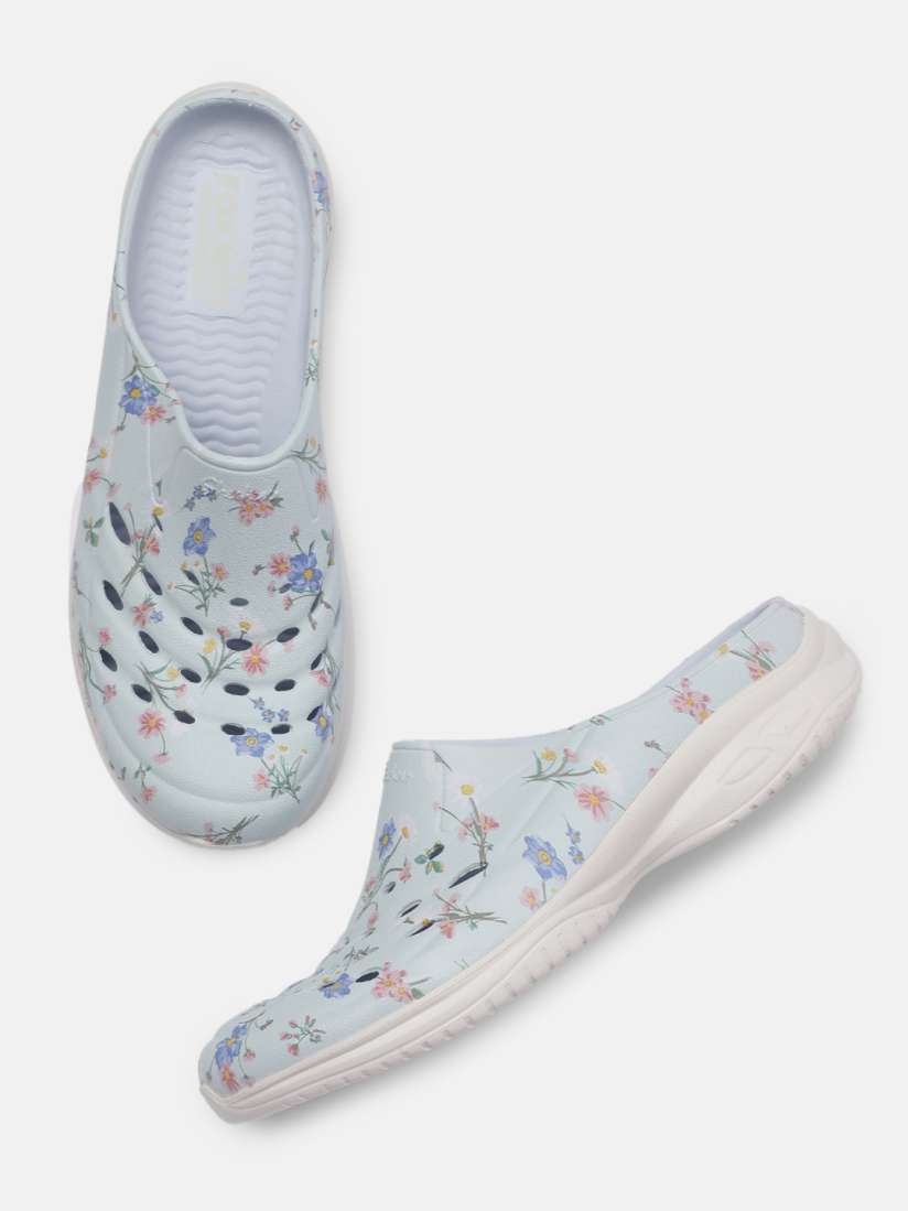 Skechers rubber clogs deals