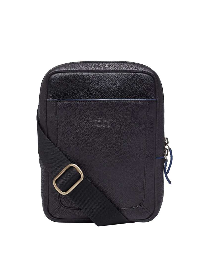 Buy Tohl Men Black Textured Leather Messenger Bag Messenger Bag for Men 14943304 Myntra