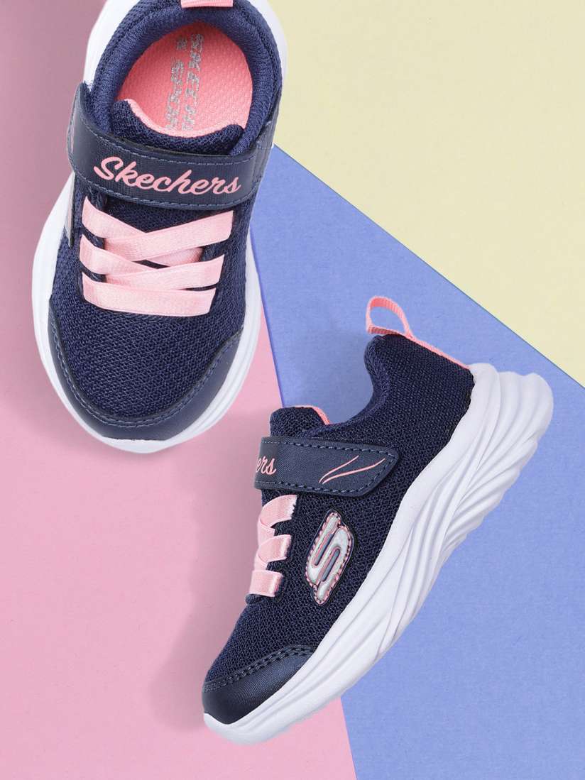Skechers minimalist shoes store