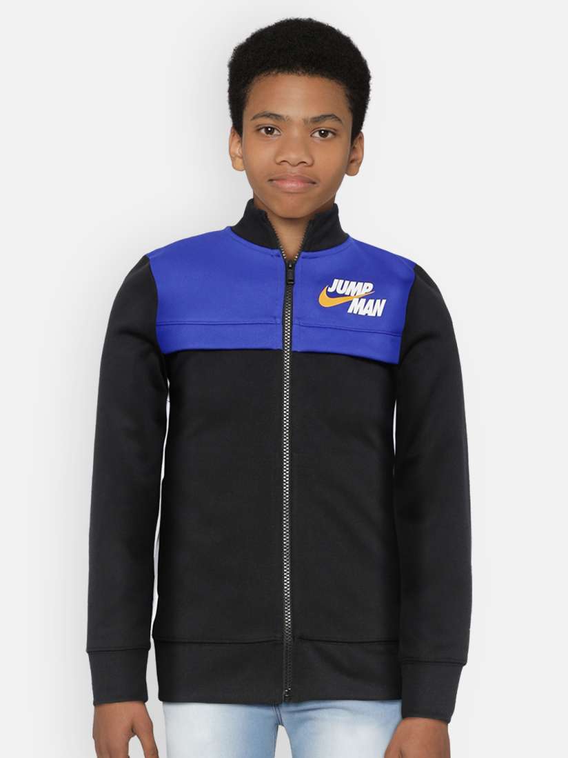 Myntra nike jacket discount