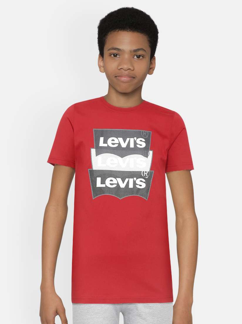 Levi's maroon t shirt shop