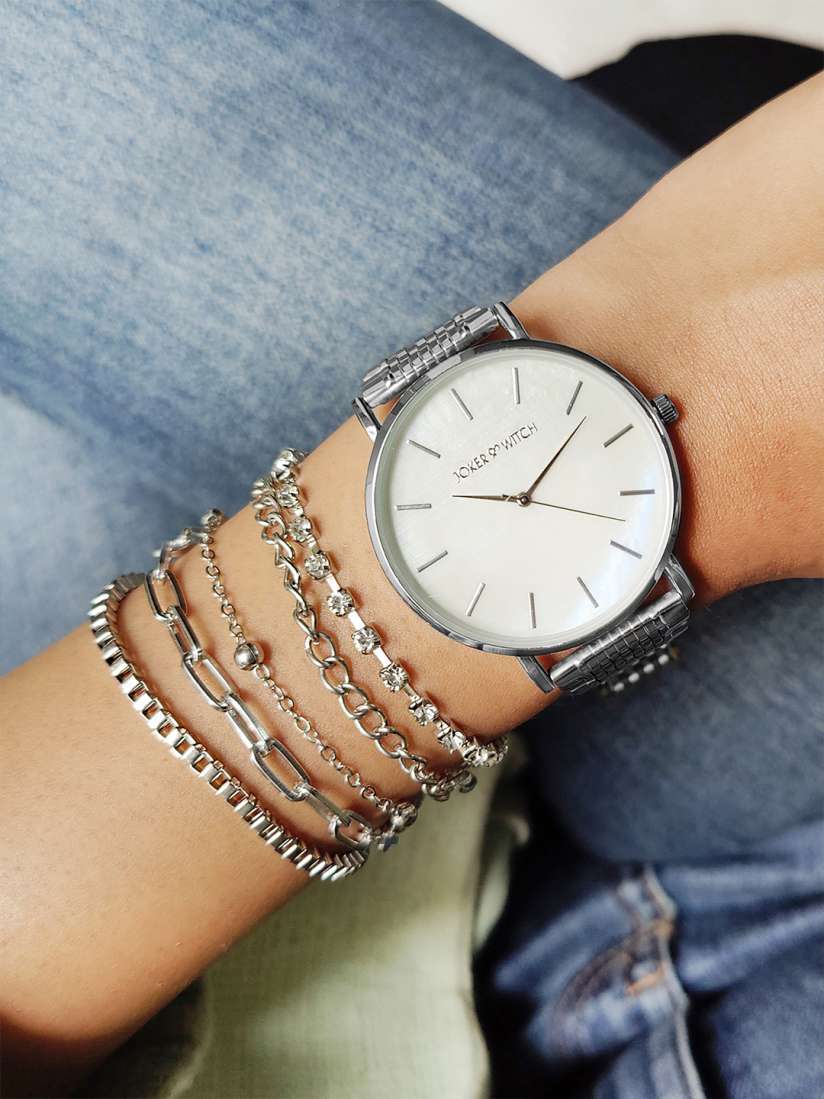 Bracelet with a watch new arrivals