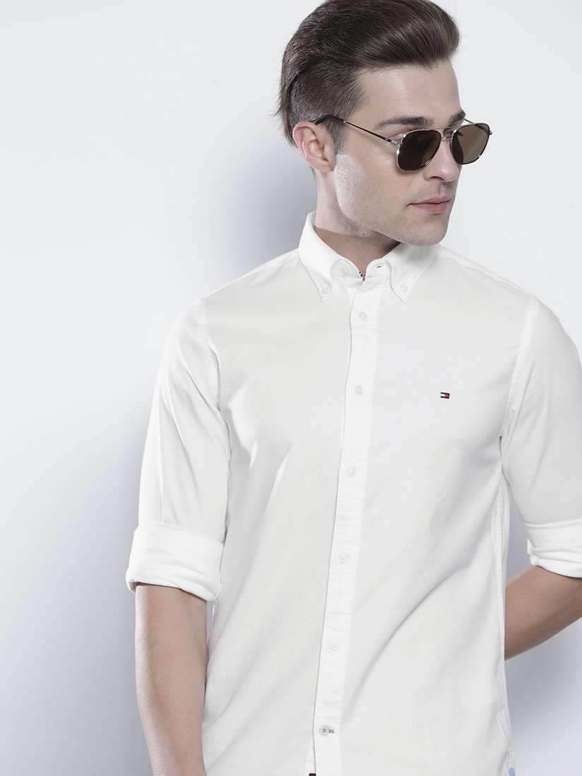 Buy Tommy Hilfiger Men White Slim Fit Opaque Oxford Casual Shirt