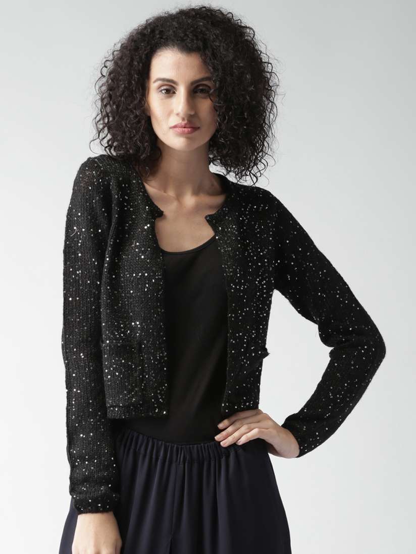 Black shrug myntra outlet