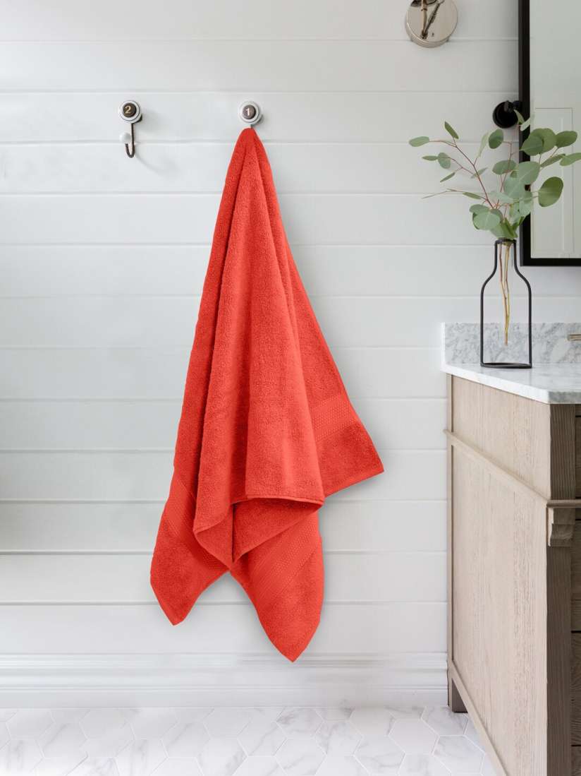 Buy BOMBAY DYEING Red Solid 650 GSM Bath Towel Bath Towels for Unisex 15354740 Myntra