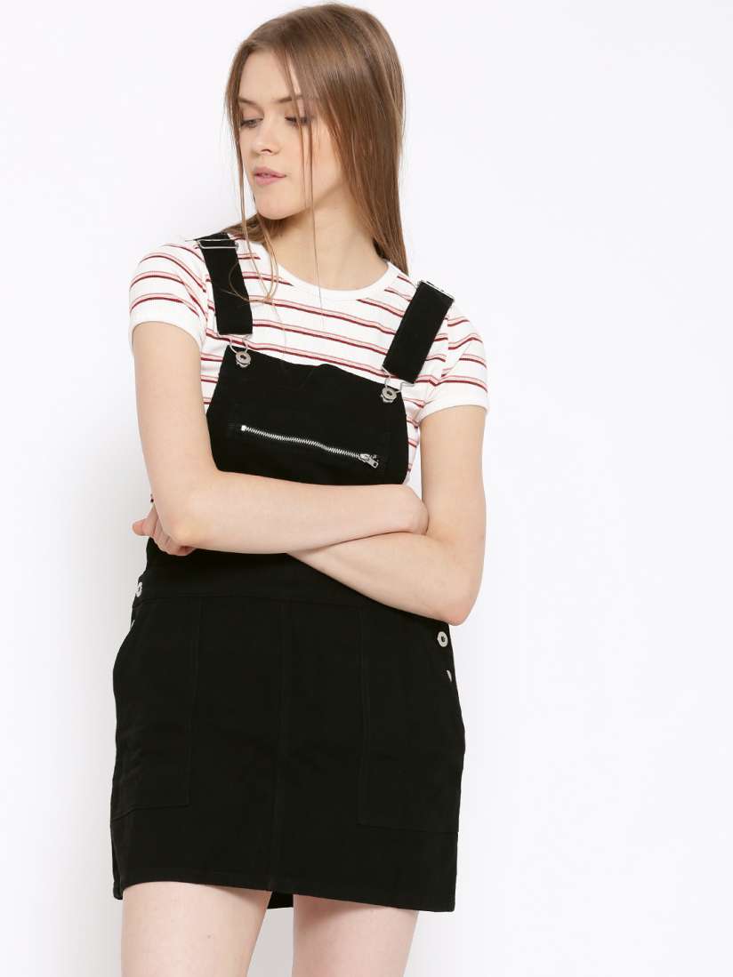 Buy FOREVER 21 Women Black Solid Denim Dungaree Dress Dresses for Women 1536202 Myntra