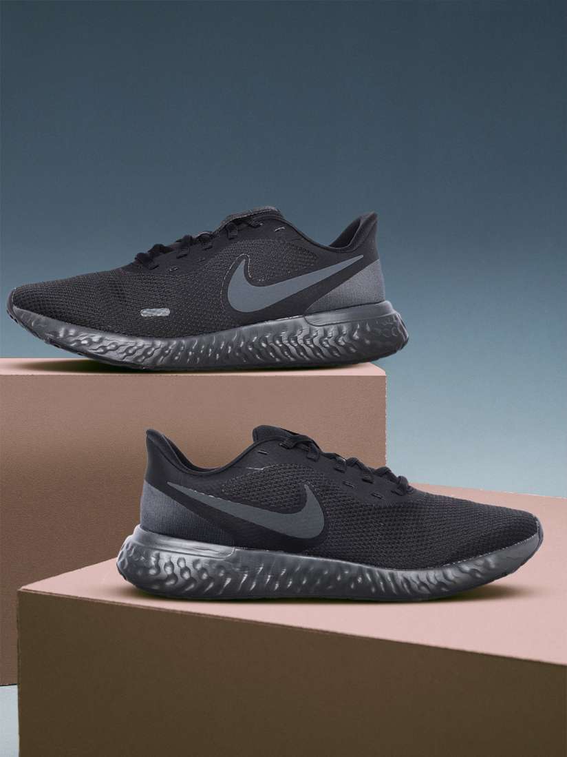 Revolution 5 running shoes myntra deals