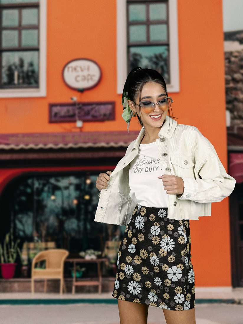 Myntra Cropped Coloured Denim Jacket Zara Yellow Jean Jacket 2025