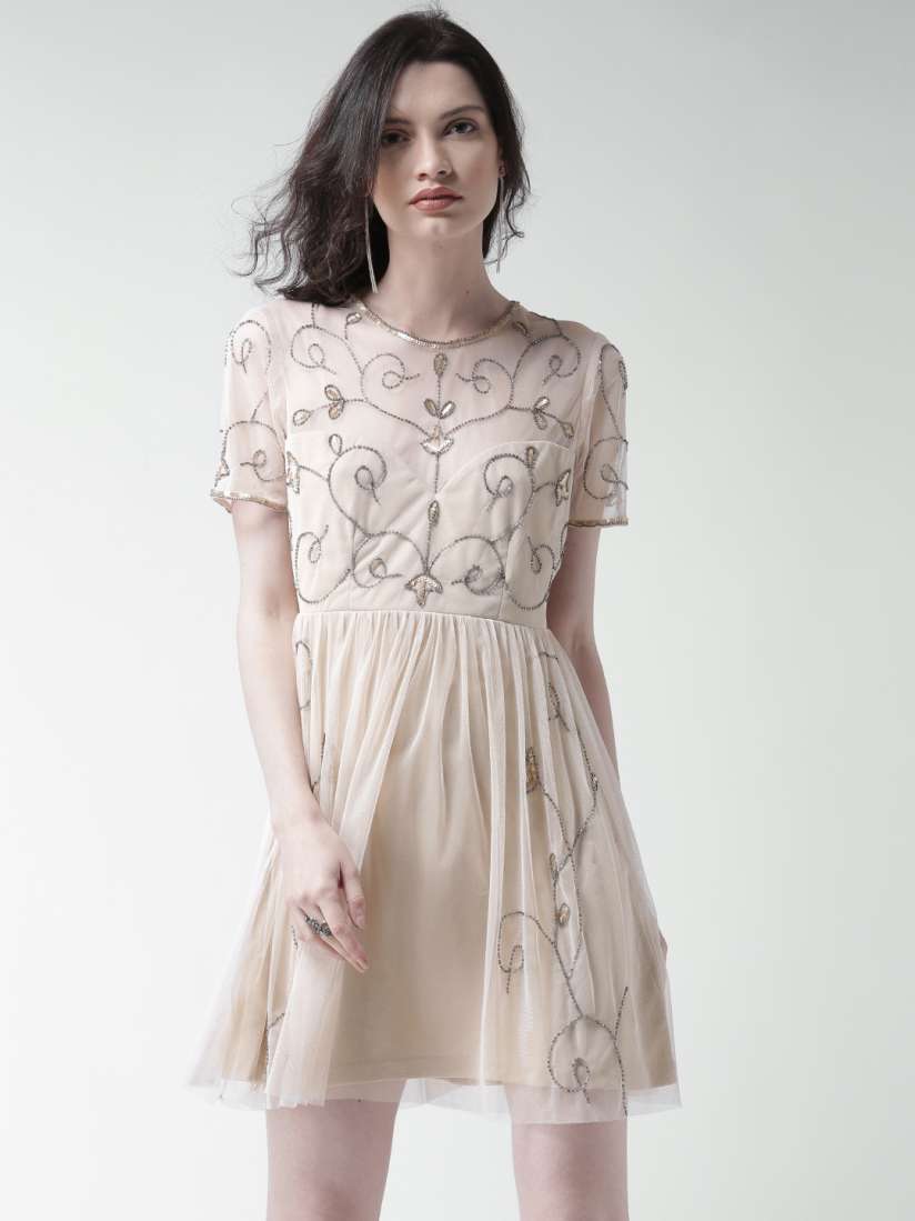 Boohoo beige dress discount