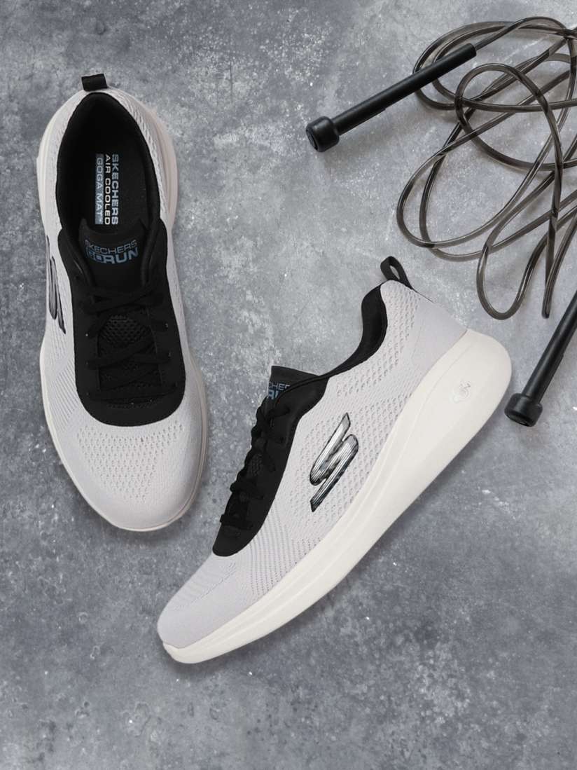 Skechers men's go run fast-quake shoes on sale