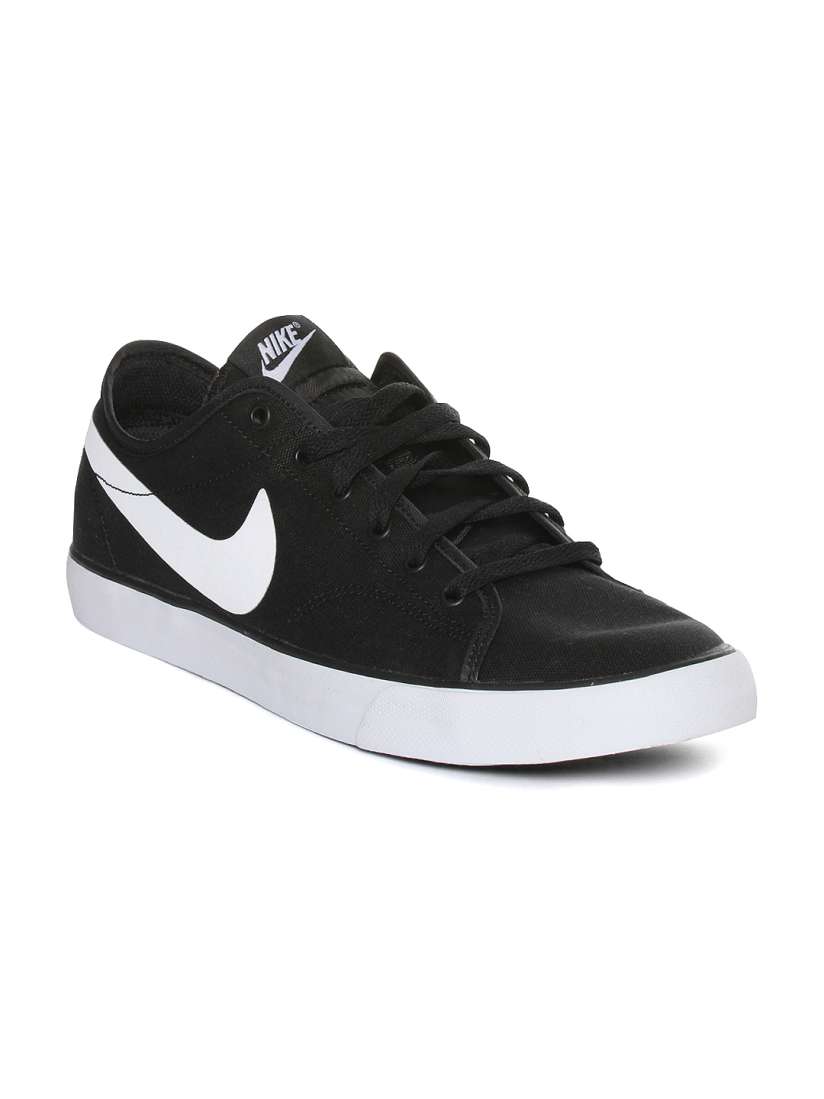 Regular nike shoes hot sale