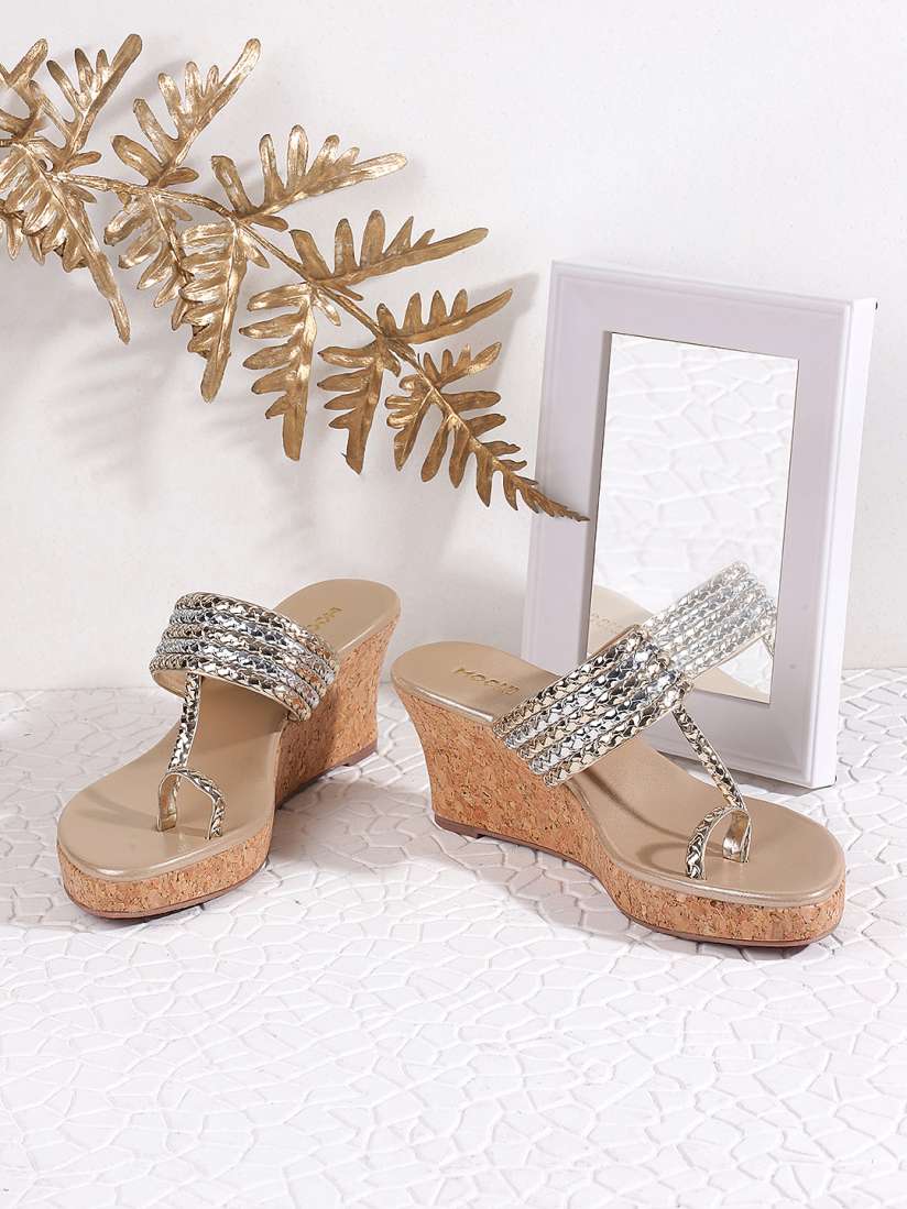 Myntra sandals hotsell