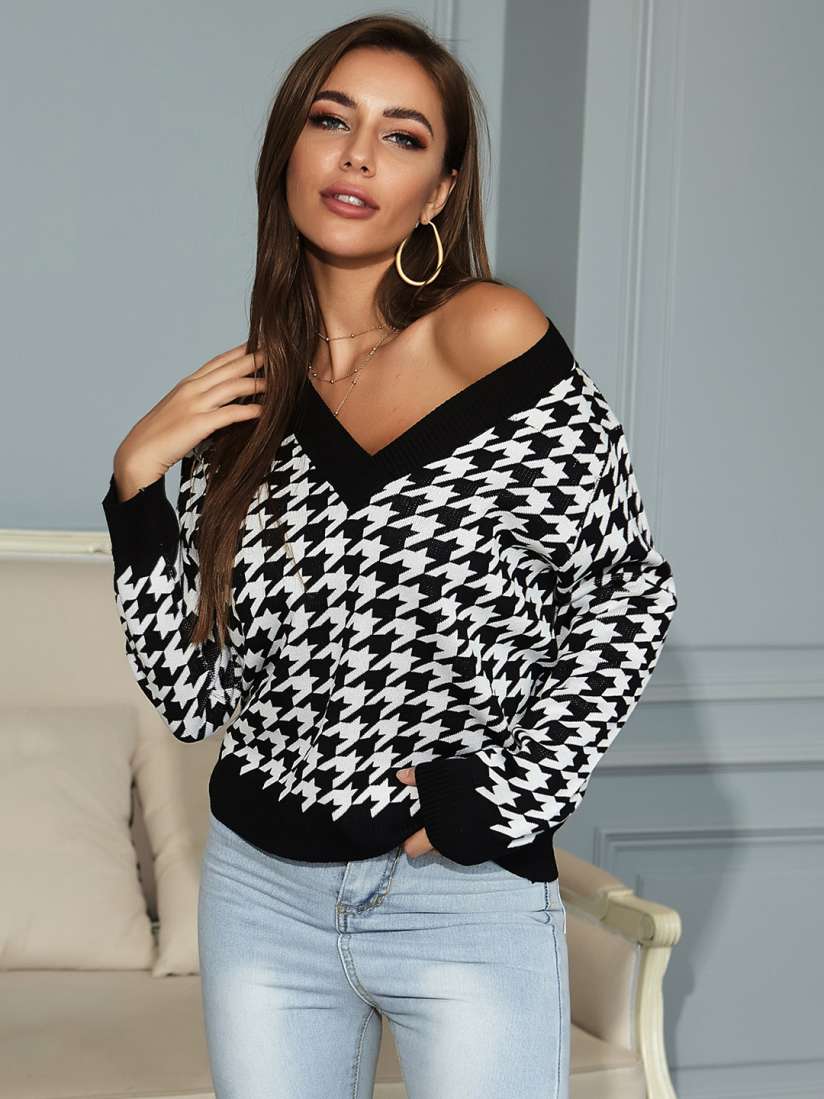Buy URBANIC Women White Black Herringbone Design Pullover Sweaters for Women 15633480 Myntra