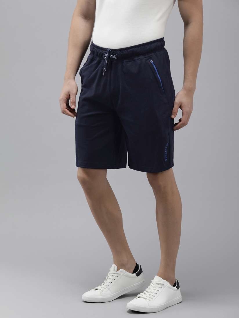 Van heusen mens shorts store