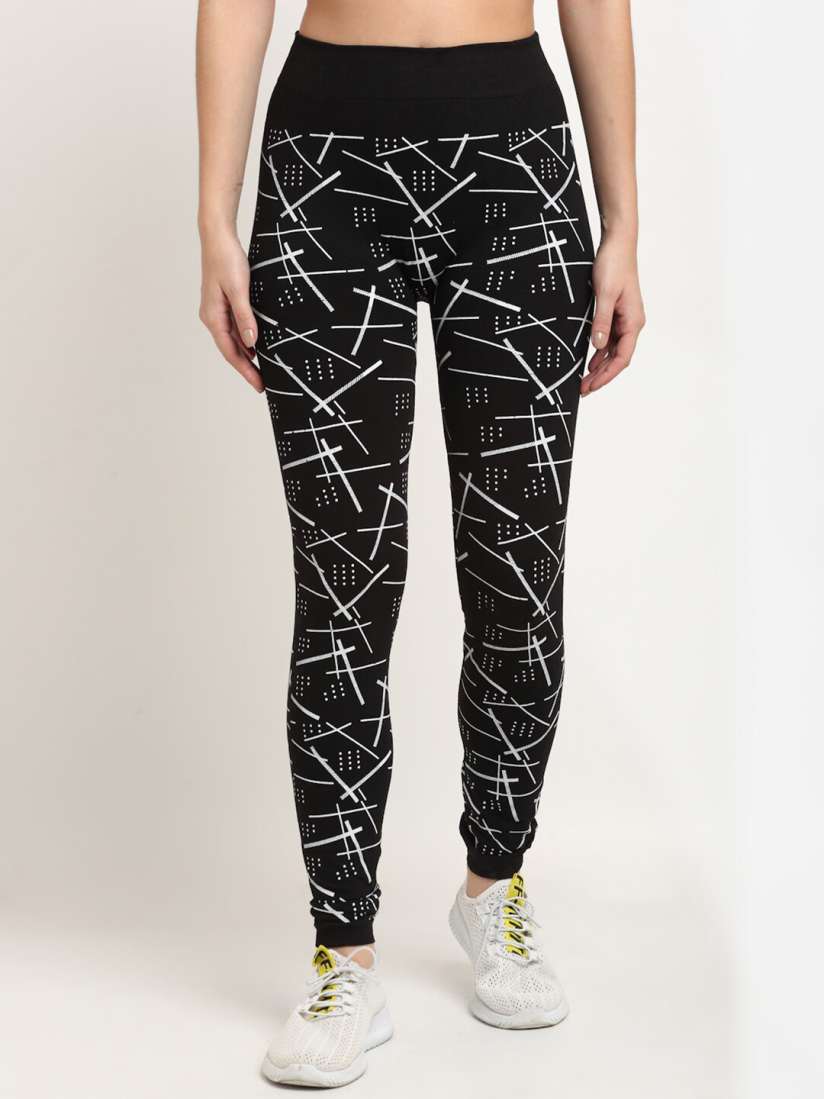 Black jeggings myntra best sale