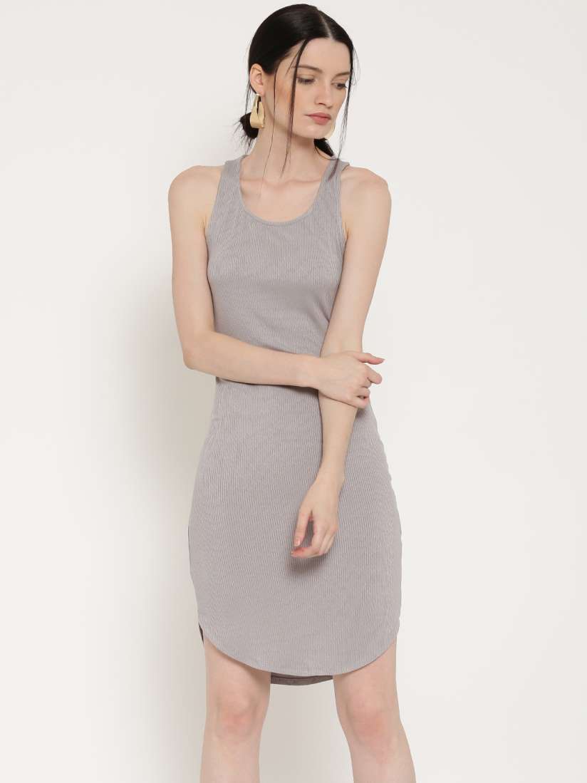 Curved hem tee shirt dress best sale