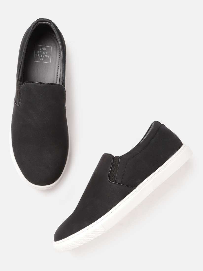 Myntra slip on shoes sale