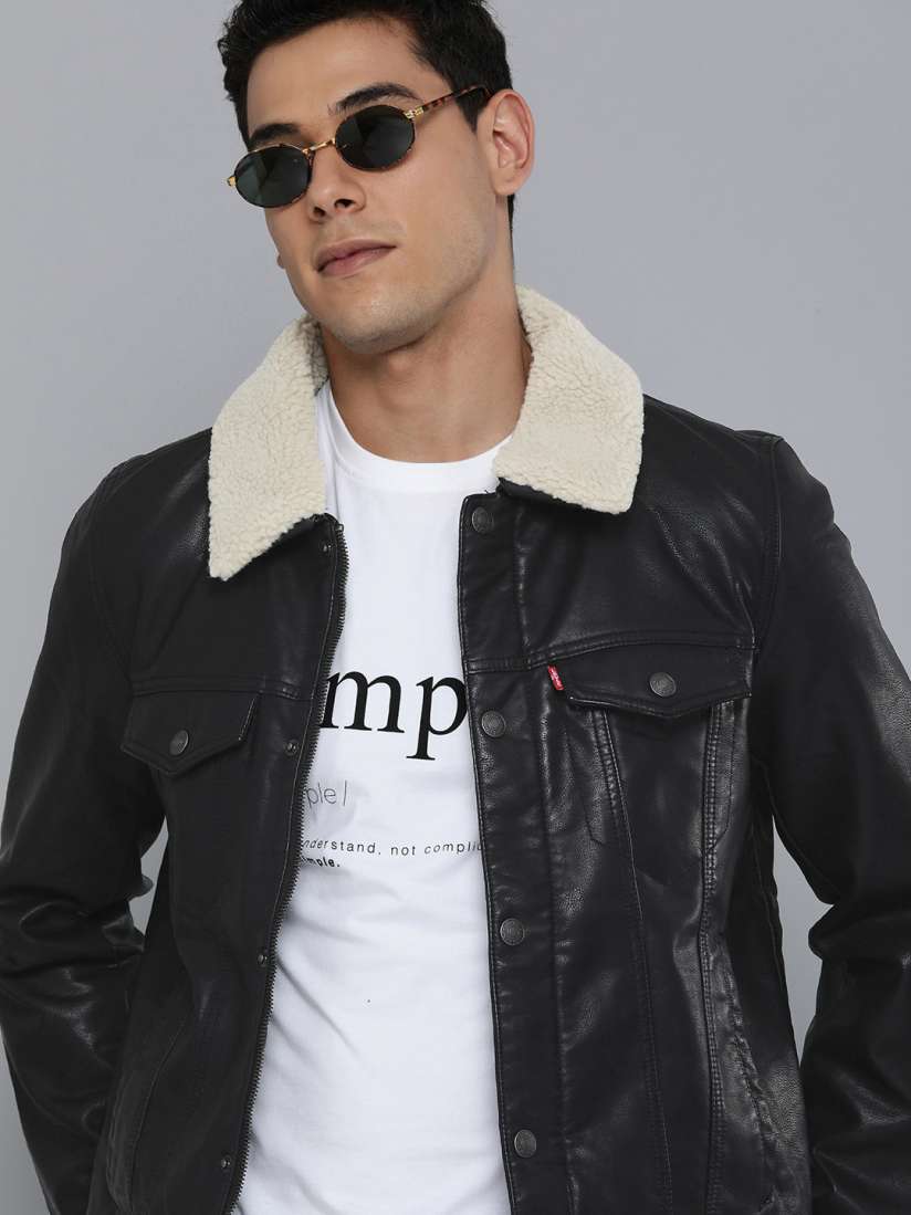 Black levis fur jacket 2025