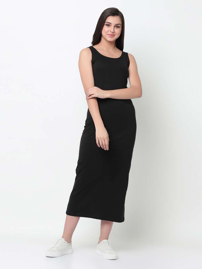 Black maxi dress myntra 2025