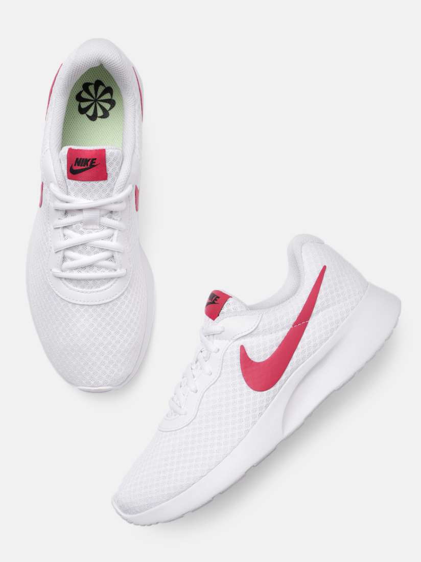 Nike tanjun myntra shop