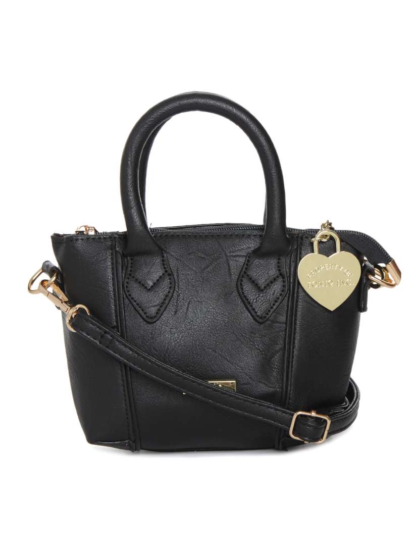 Black handbag myntra online