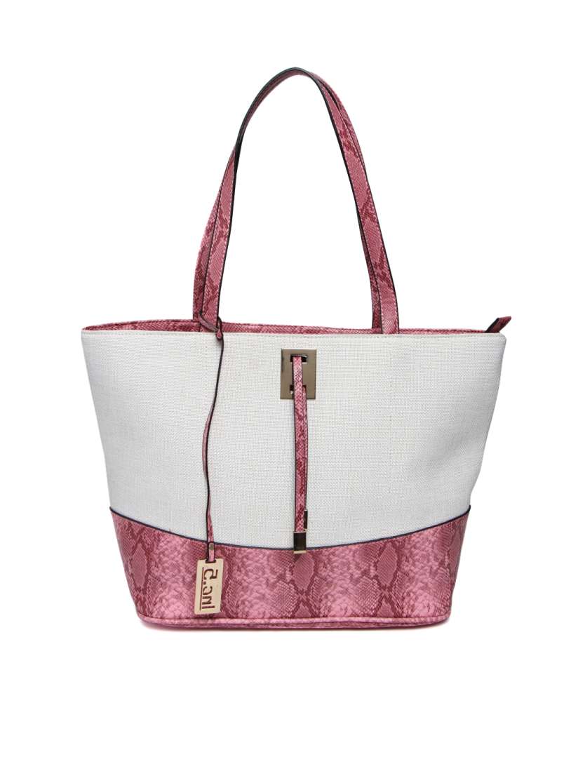 Myntra handbags 70 off 2025