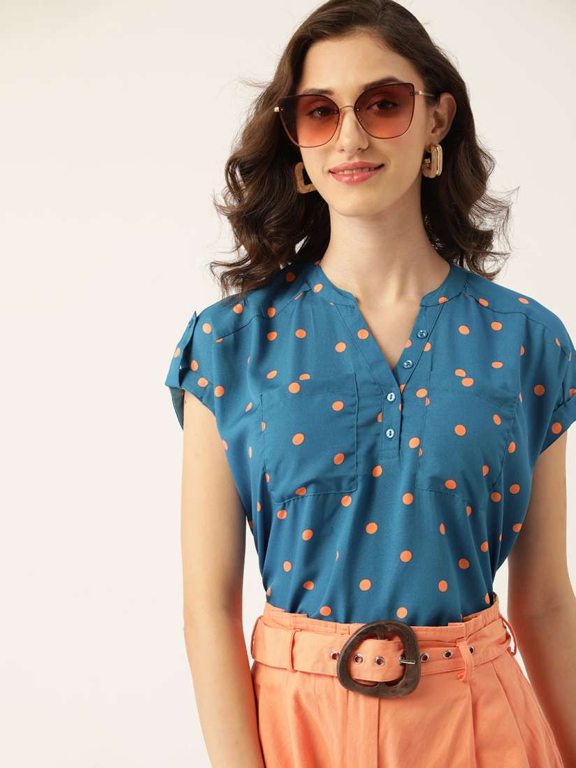 Teal eyeballing coloured tops