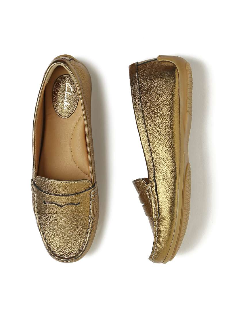 Clarks gold flats top