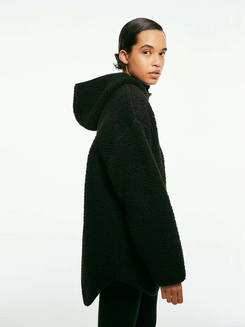 Buy H M Women Black Oversized Faux Shearling Hoodie Sweatshirts for Women 16217316 Myntra
