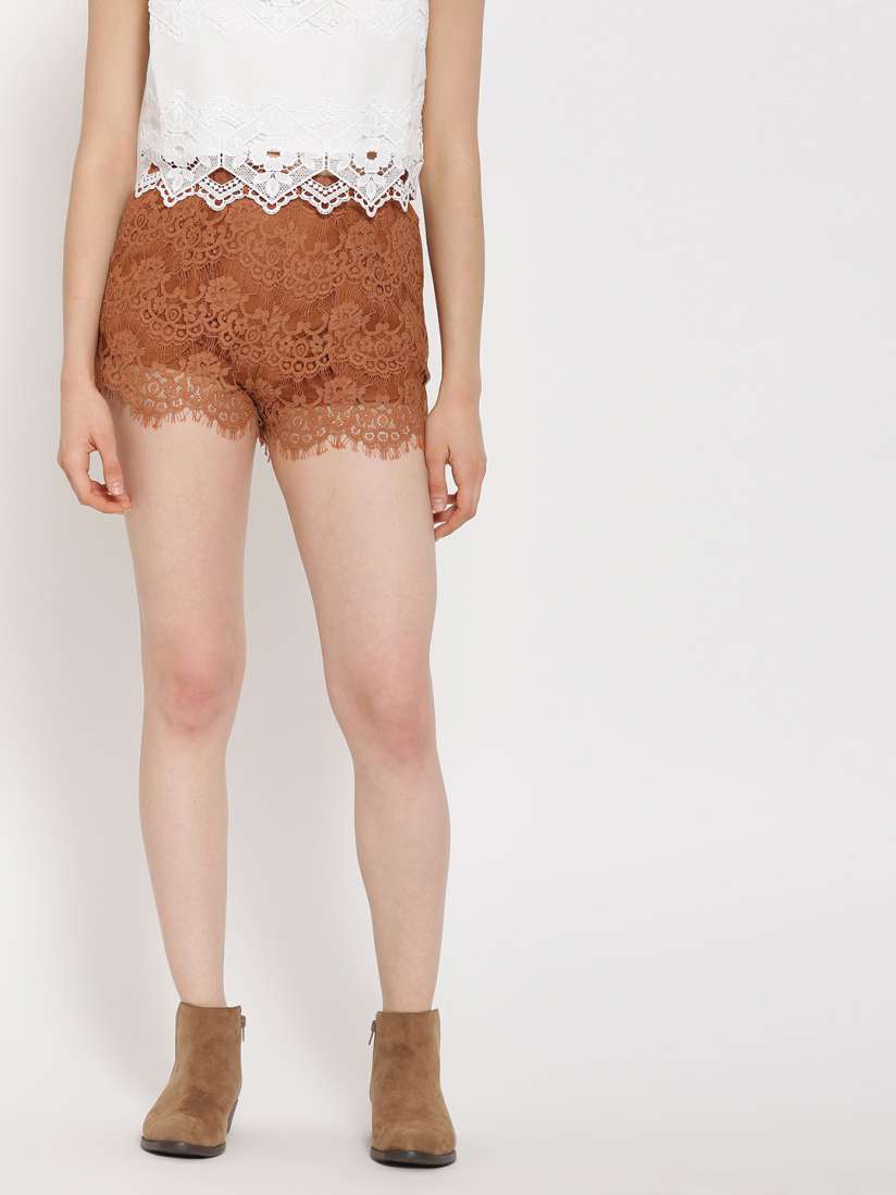 Lace shorts forever 21 top