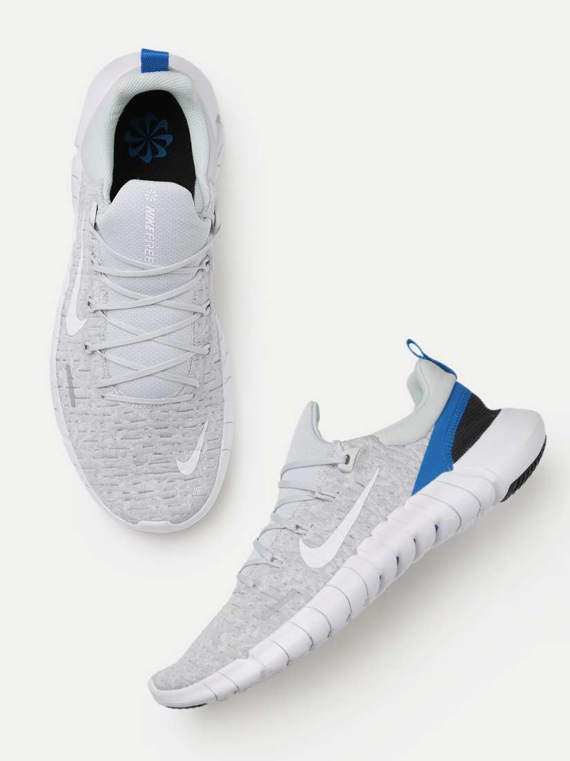 Nike men's sports shoes myntra store