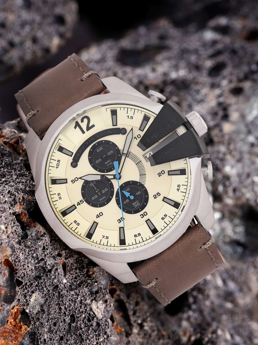 Buy DIESEL Men Cream Coloured Mega Chief Analogue Watch DZ4464 Watches for Men 16399224 Myntra